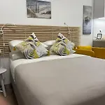 варна, студио черно море Apartment