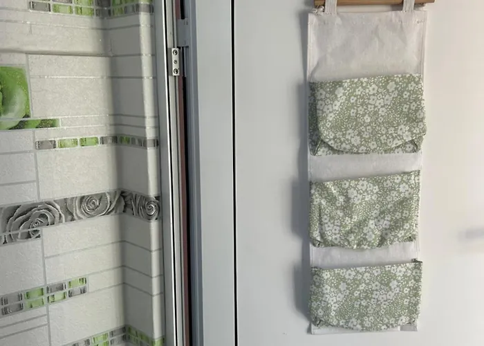 мишел 瓦爾納